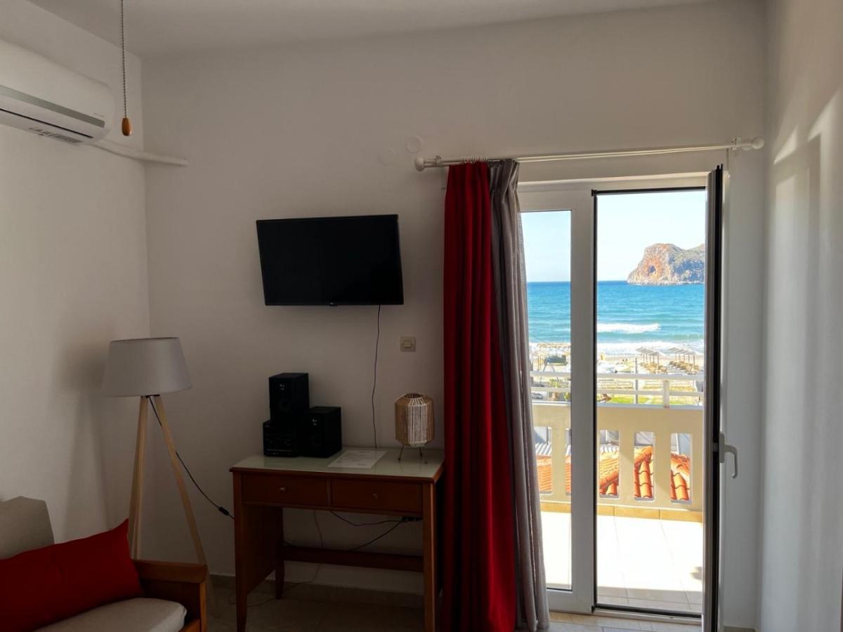 Michael Apartments Agia Marina 외부 사진