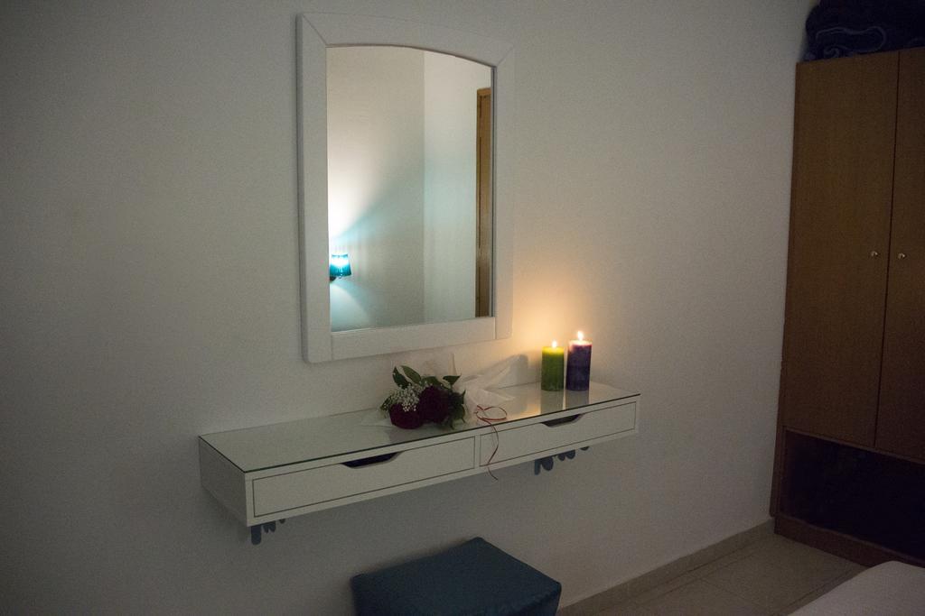 Michael Apartments Agia Marina 외부 사진